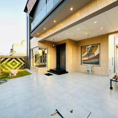 10 Marla Brand New House For Sale DHA Phase 7 Lahore with Reasonable Price 495/- Lac