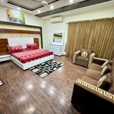 1 kanal fully furnished modern House for Rent in DHA phase 6 Rent: 5 lacs