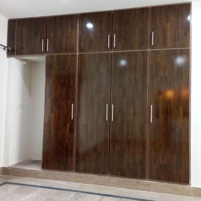 6 Marla Brand New 3rd floor available for rent