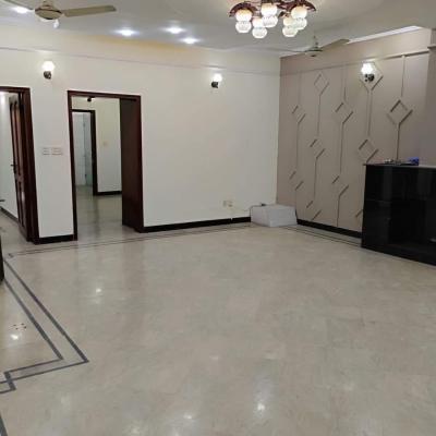 Well-Maintained Lower Portion for Rent – 12 Marla – Johar Town Lahore