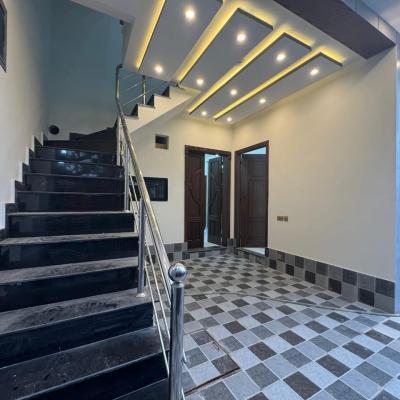 Valencia town Lahore 1Kanal facing park fully furnished house available for sale-5