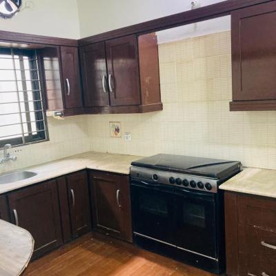 Beautiful Upper Portion For Rent in Johar Town Lahore – 10 Marla – Reasonable Rent