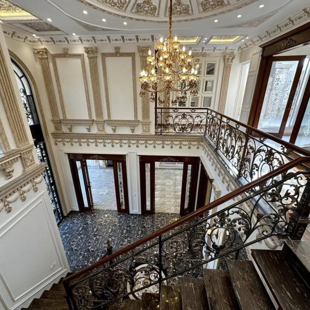 1 kanal Royal Palace House Available for Sale in State Life Society DHA Phase 5-7