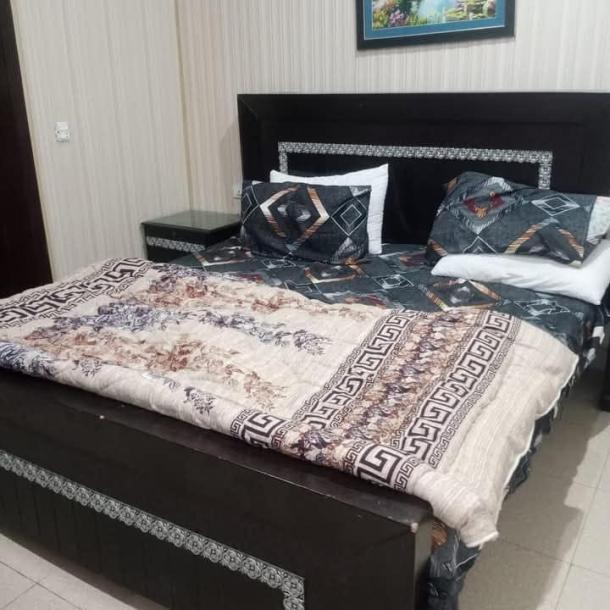 Fully Furnished 1 Bedroom Apartment For Rent In Johar Town Lahore-2