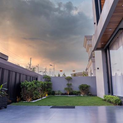 1 Kanal House For sale in DHA Phase 7, Lahore Pakistan