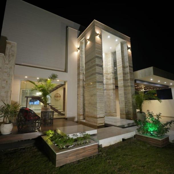 1 Kanal Full Modern Look House for Sale in DHA Lahore Phase 7-1