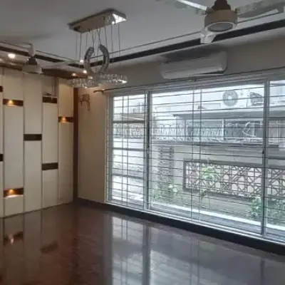 1 Kanal House Available For Rent in DHA Phase-5 Block L