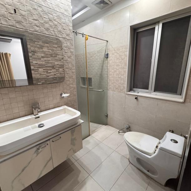 1 Kanal Portion Available For Rent In Phase 5 DHA Lahore-10