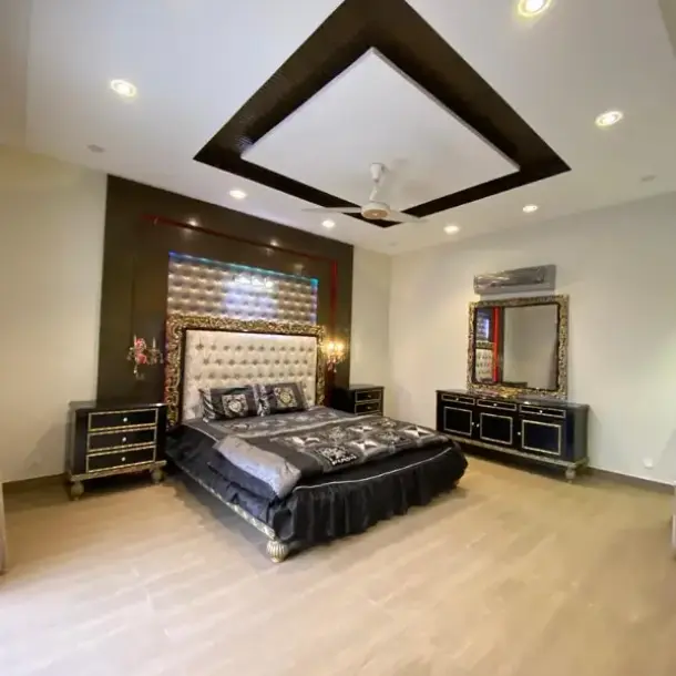 Beautiful 10 Marla Lower Portion House Available For Rent In DHA Phase 6 Lahore.-1