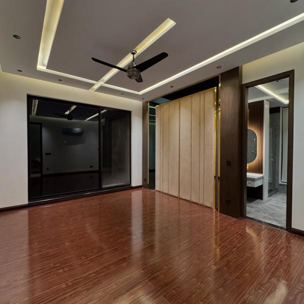 1 kanal Semi Furnished Modern House For sale in DHA Phase 7, Lahore Pakistan-14