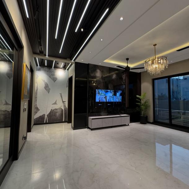 1 kanal Full Basement Modern House For sale in DHA Lahore-6