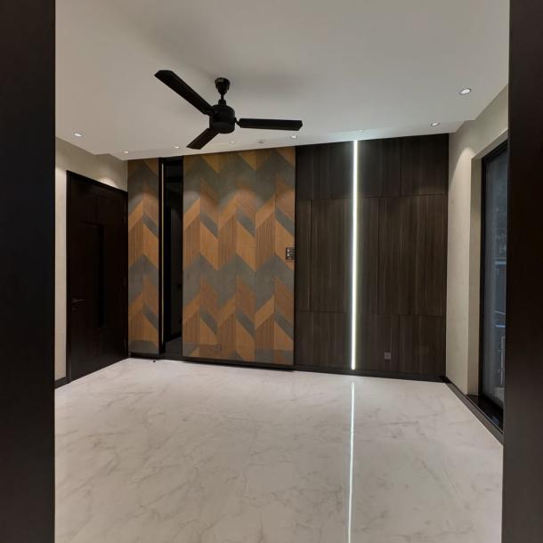 1 kanal Full Basement Modern House For sale in DHA Lahore-10