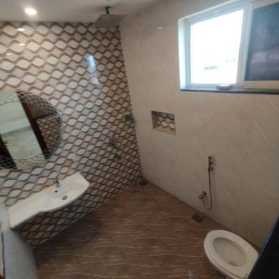 Stylish Upper Portion For Rent 1 Kanal DHA Phase 8 Lahore-5