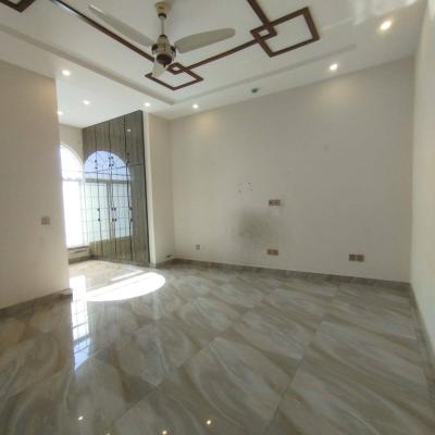 Stylish Upper Portion For Rent 1 Kanal DHA Phase 8 Lahore-6