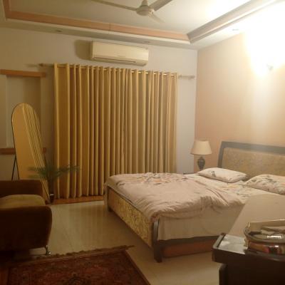 For Rent 1 Kanal Fully Furnished House in DHA Phase 5 Near Jalal Sons Market