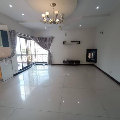 1 kanal Slightly Used Upper Portion for Rent In DHA Phase 6 Lahore-6