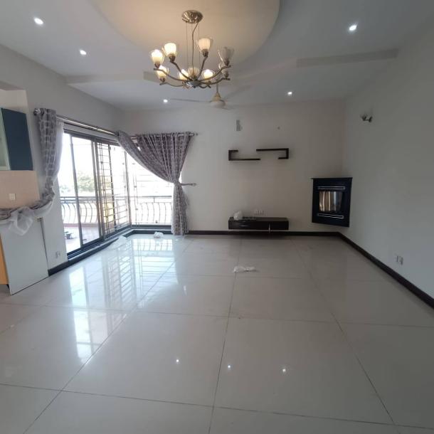 1 kanal Slightly Used Upper Portion for Rent In DHA Phase 6 Lahore-6