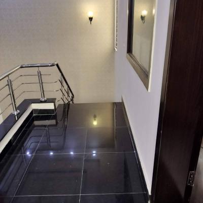 Upper Portion For Rent In DHA 6 Lahore Near Dolmen Mall-3