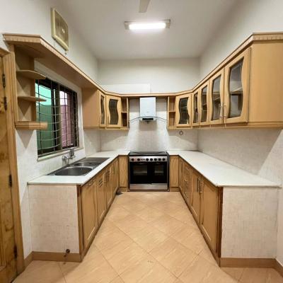 Beautiful 1 Kanal Upper Portion For Rent Peaceful Area DHA Phase 5 Lahore-2