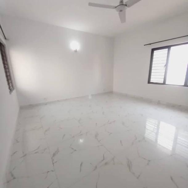1 Kanal Upper Portion Available For Rent Walking Distance to Market In DHA Phase 1 Lahore-5