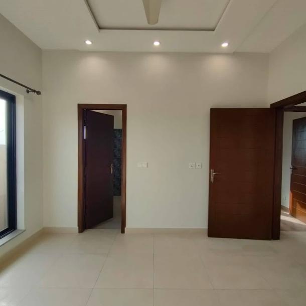 5-marla Upper Portion for Rent In DHA Phase 6 Lahore-1