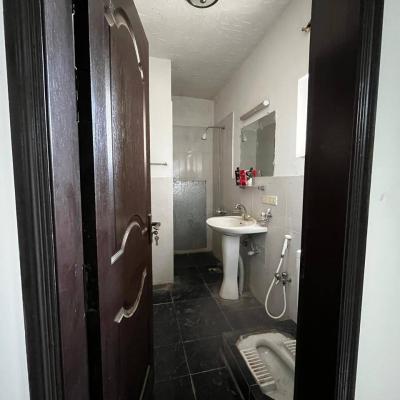 1 Bedroom Sami Furnished Apartment For Rent In Askari 11 Lahore