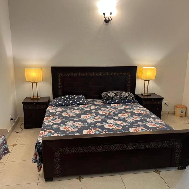 For Rent 1 Kanal Fully Furnished Upper Portion For Rent In DHA Phase 5 Near Jalal Sons Market-3